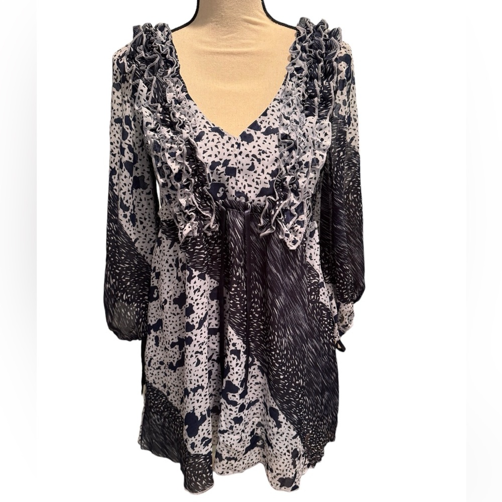 Steve Madden Misty Princess Top. French navy multi. Size small. Worn once.